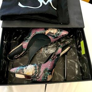 Monica Chiang 
Plato slingback pump
Python (purple)
Size 40